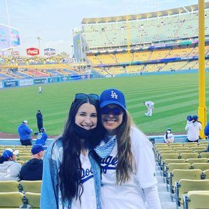 Meet your Posher, Becky